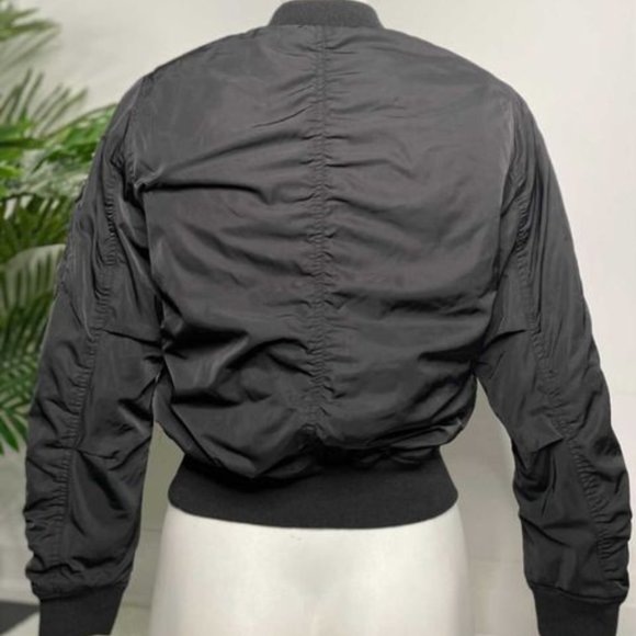 Black bomber jacket - Picture 2 of 3